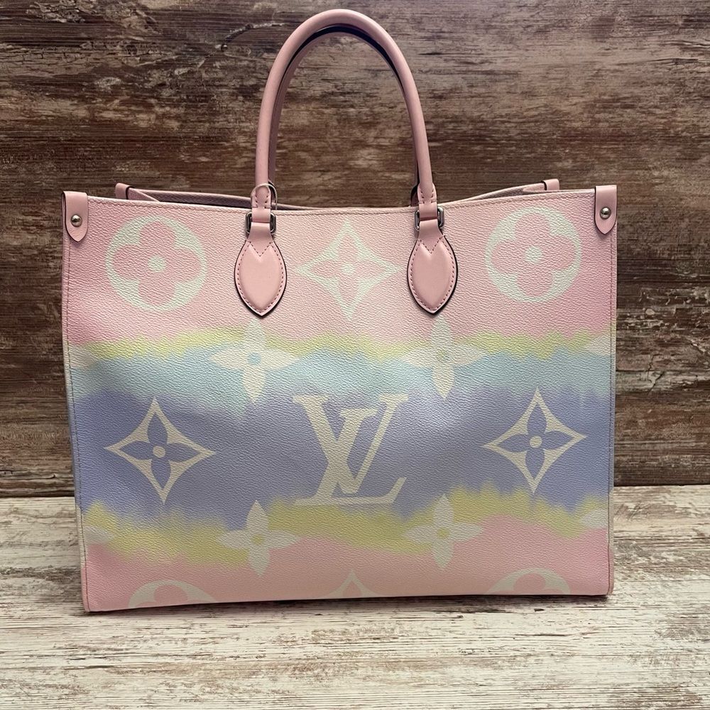 Louis Vuitton LV Onthego Escale GM Tote Bag *Limited Edition*